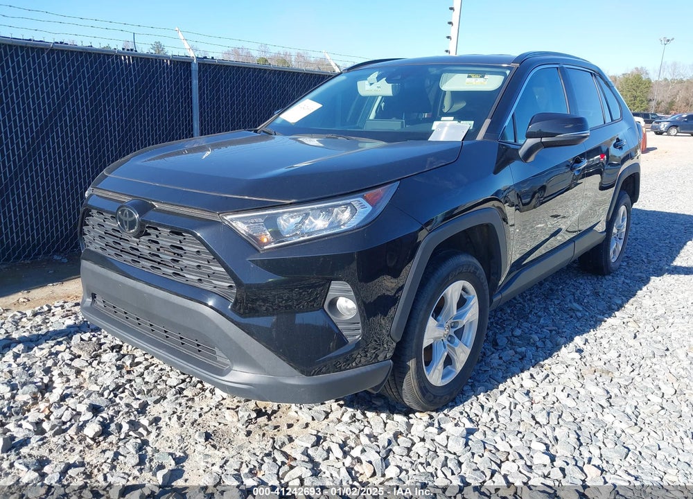 2021 TOYOTA RAV4 XLE VIN: 2T3P1RFV0MW202423