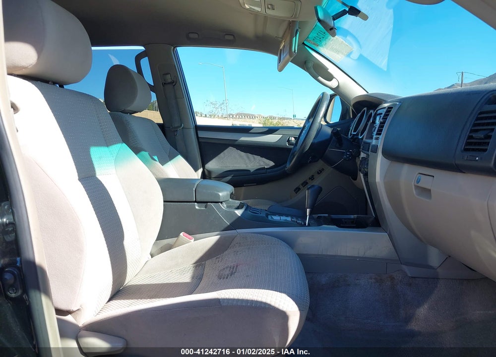 2005 TOYOTA 4RUNNER SR5 V6 VIN: JTEZU14R450046895