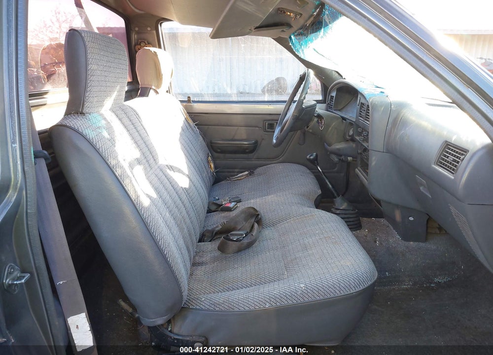1993 TOYOTA PICKUP 1/2 TON SHORT WHLBASE STB VIN: 4TARN81A9PZ143982