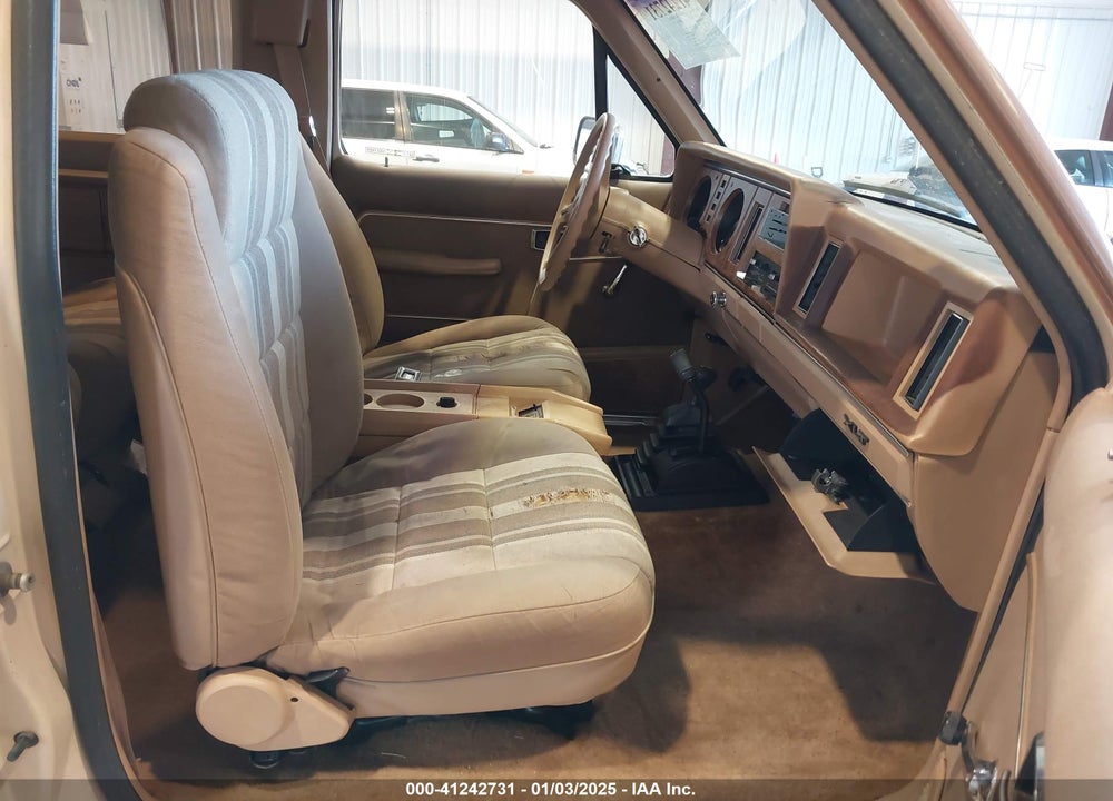 1984 FORD BRONCO II VIN: 1FMCU14S1EUD07577