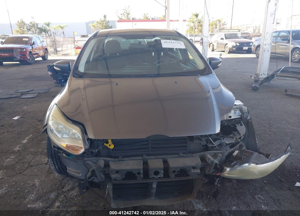 2014 FORD FOCUS VIN: 1FADP3F22EL432219