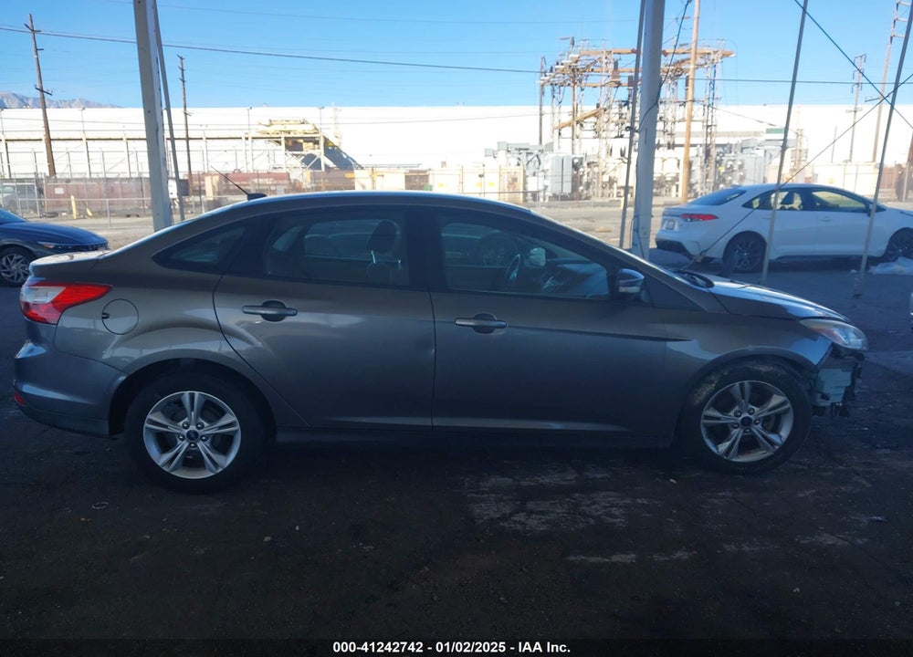 2014 FORD FOCUS VIN: 1FADP3F22EL432219