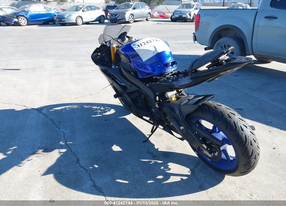 2014 YAMAHA YZFR6 C VIN: JYARJ16Y3EA008128