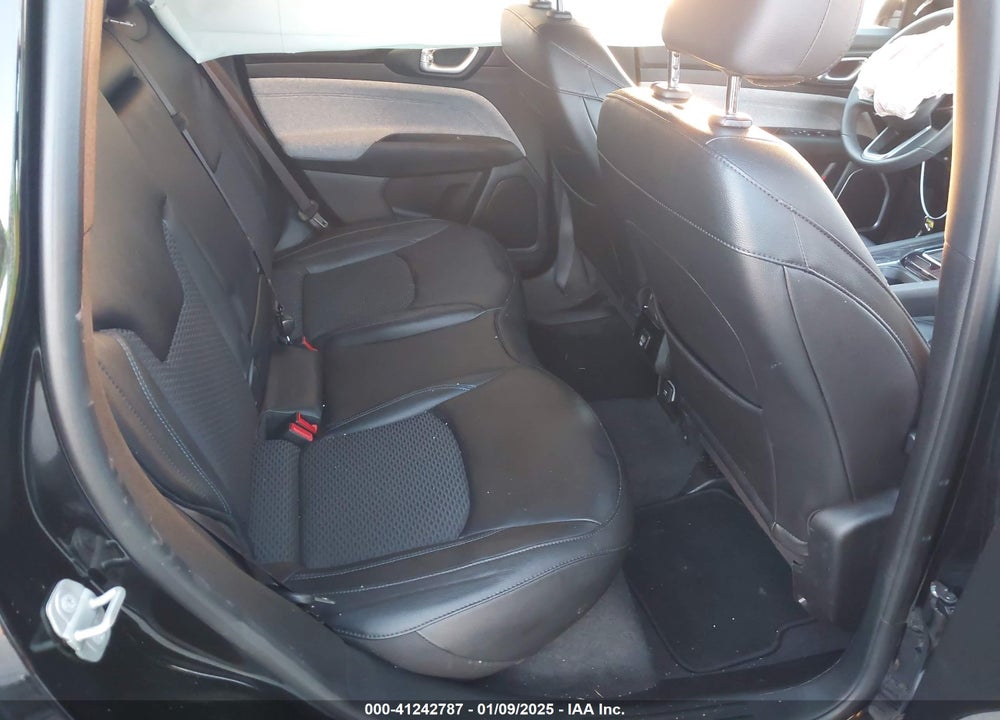2024 JEEP COMPASS LATITUDE 4X4 VIN: 3C4NJDBN0RT599212