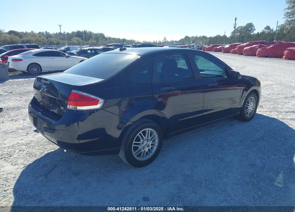 2010 FORD FOCUS SE VIN: 1FAHP3FN1AW286674