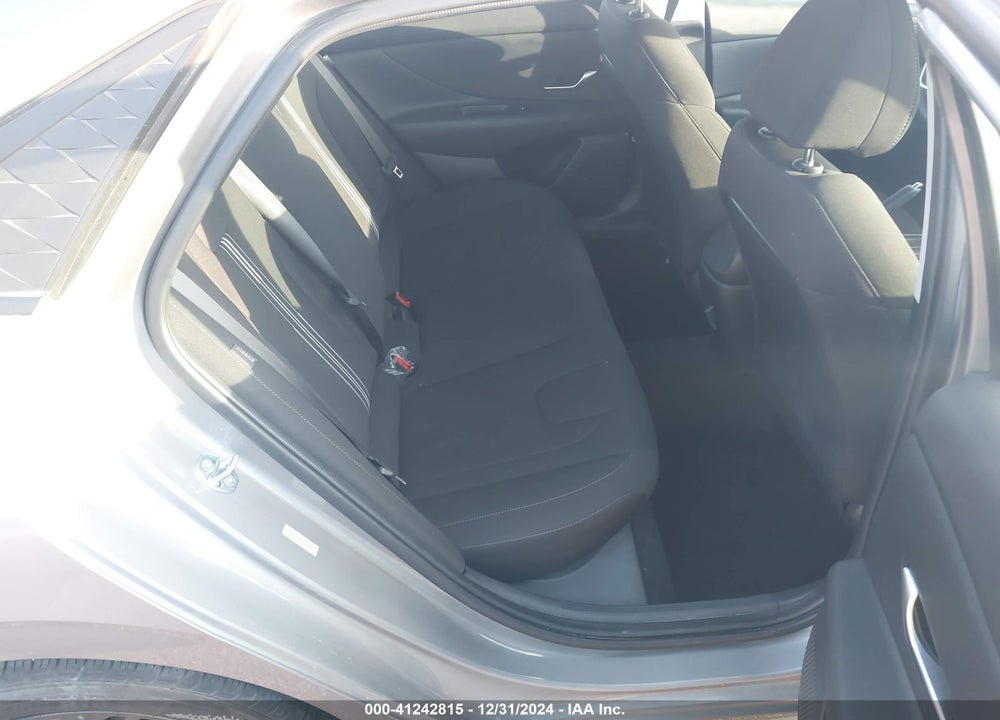 2024 HYUNDAI ELANTRA SEL VIN: KMHLM4DG3RU638597
