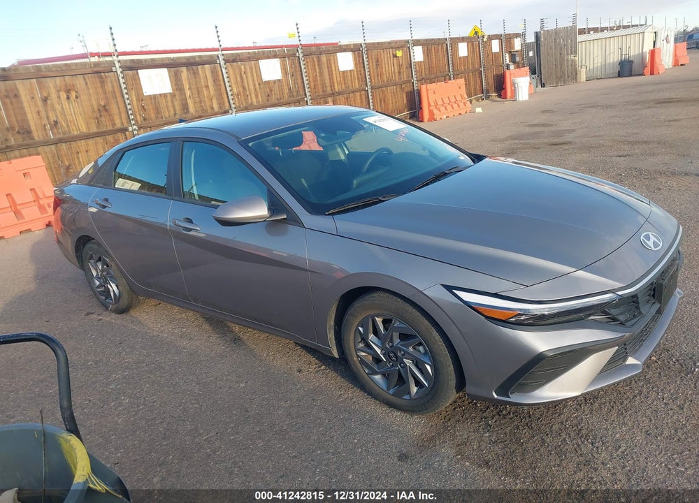 2024 HYUNDAI ELANTRA SEL VIN: KMHLM4DG3RU638597