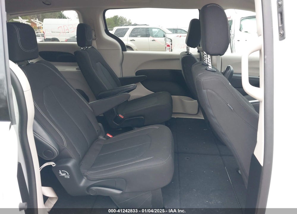 2023 CHRYSLER VOYAGER LX VIN: 2C4RC1CG3PR597481