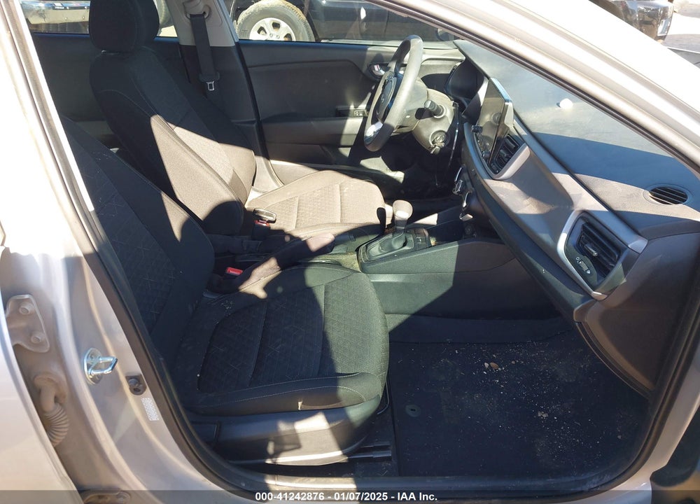 2023 KIA RIO VIN: 3KPA24AD0PE578625