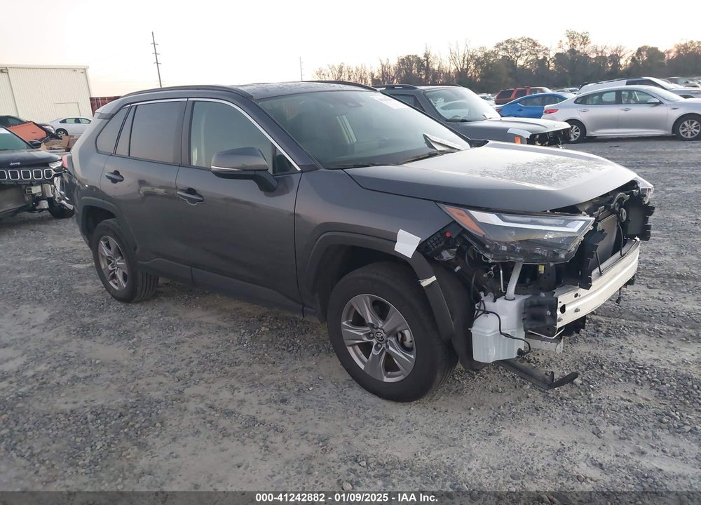 2024 TOYOTA RAV4 XLE VIN: 2T3W1RFV9RW303530