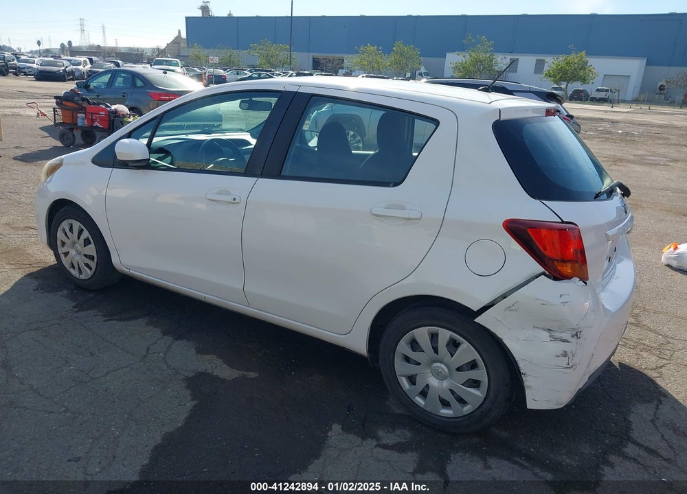 2015 TOYOTA YARIS VIN: VNKKTUD30FA038365