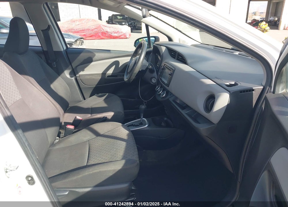 2015 TOYOTA YARIS VIN: VNKKTUD30FA038365