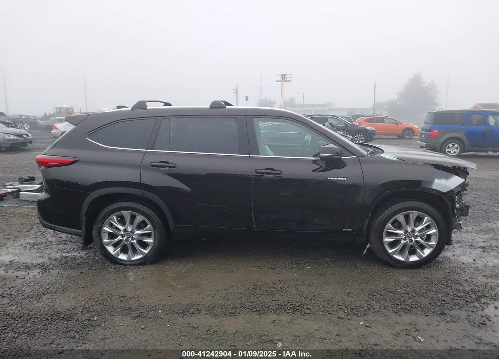 2021 TOYOTA HIGHLANDER HYBRID LIMITED VIN: 5TDXBRCHXMS061650