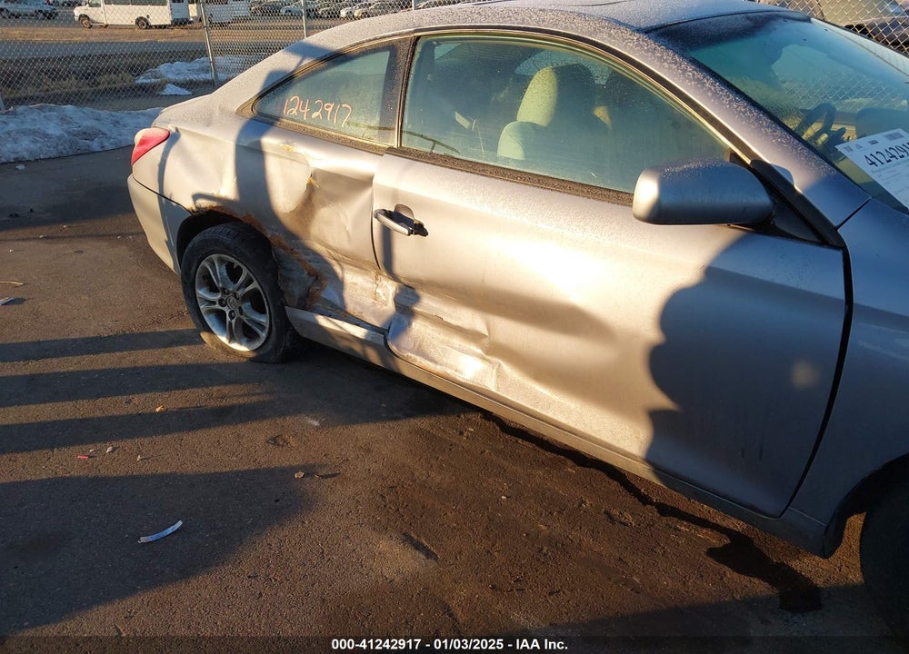 2004 TOYOTA CAMRY SOLARA SE VIN: 4T1CE38PX4U883620