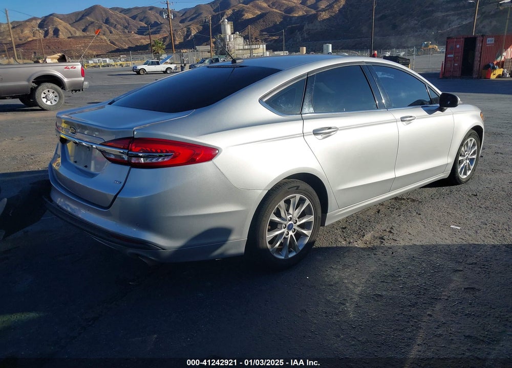 2017 FORD FUSION SE VIN: 3FA6P0H75HR294455