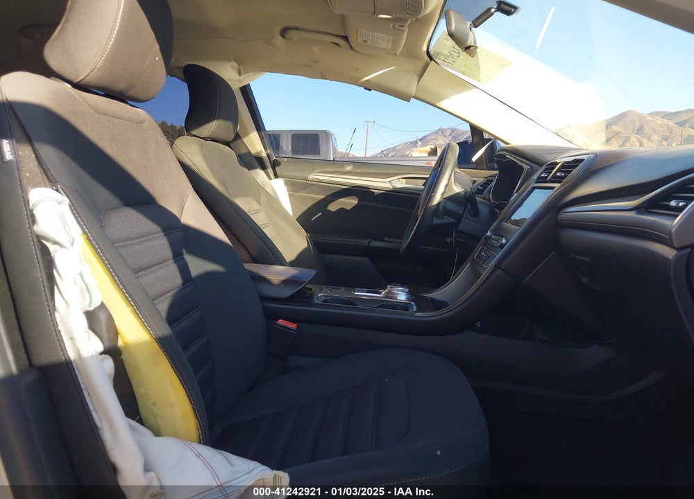 2017 FORD FUSION SE VIN: 3FA6P0H75HR294455
