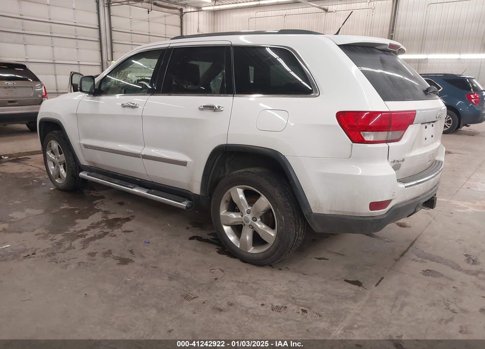 2013 JEEP GRAND CHEROKEE OVERLAND SUMMIT VIN: 1C4RJFCG7DC581808