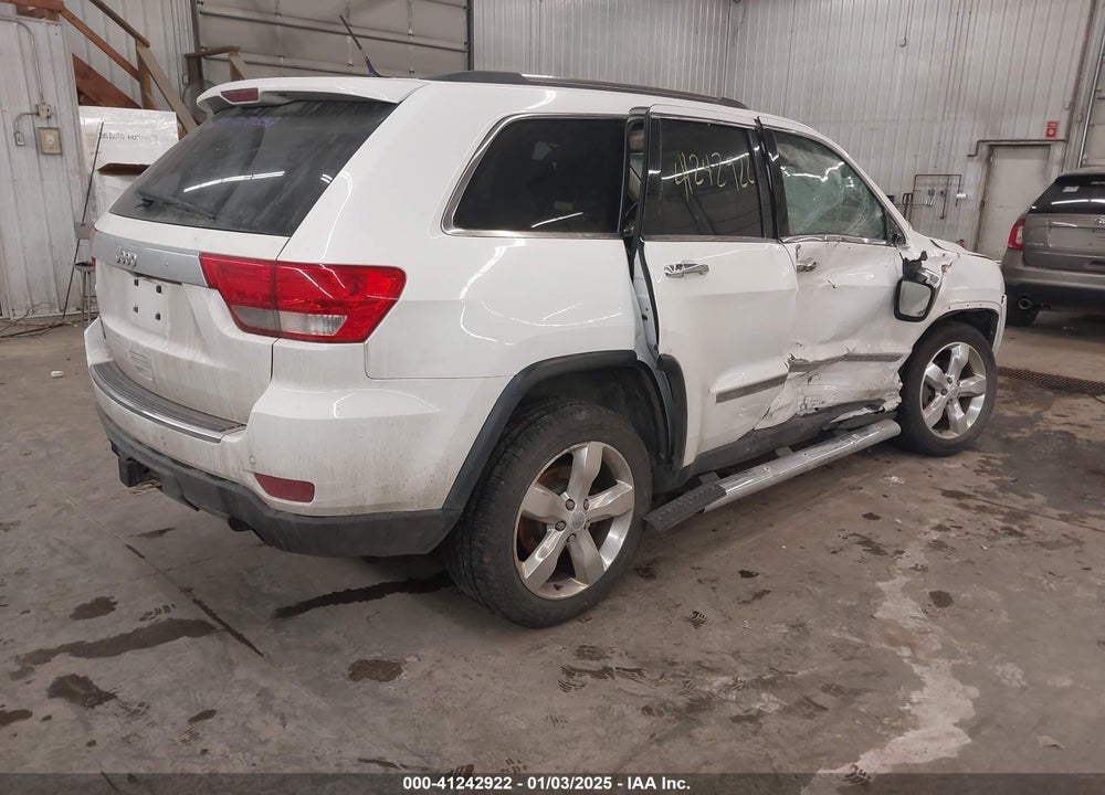 2013 JEEP GRAND CHEROKEE OVERLAND SUMMIT VIN: 1C4RJFCG7DC581808
