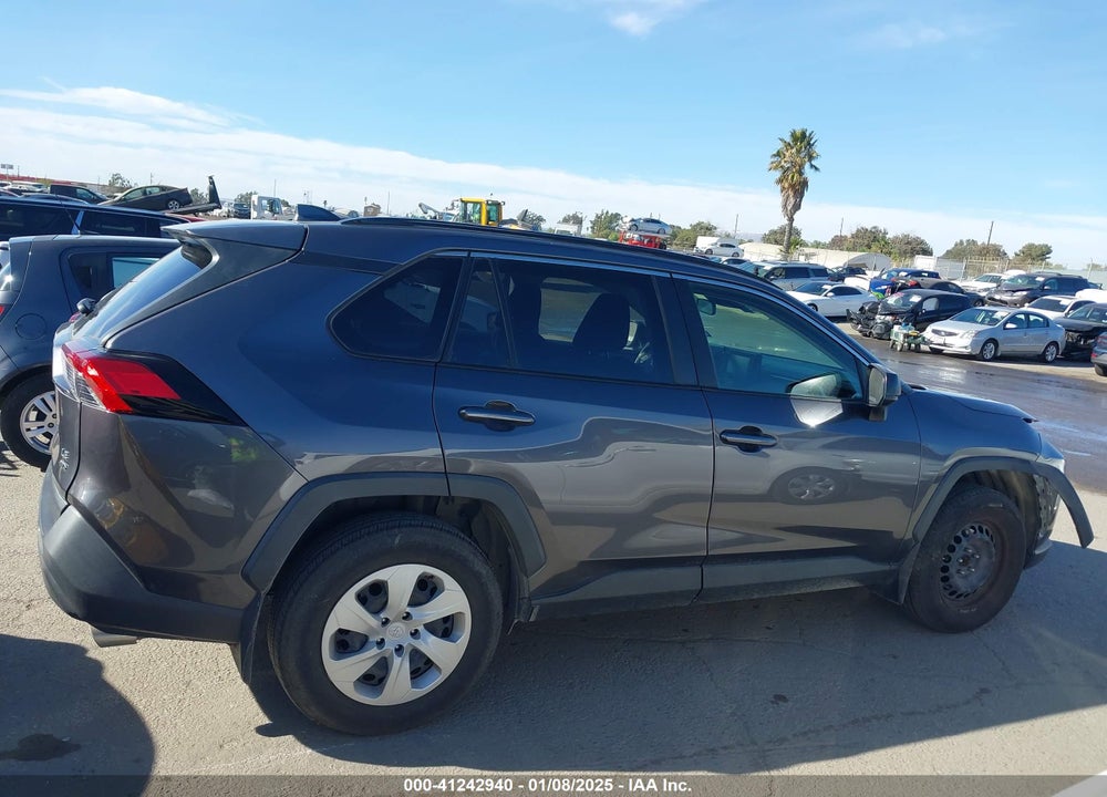 2019 TOYOTA RAV4 LE VIN: JTMF1RFV7KJ023657