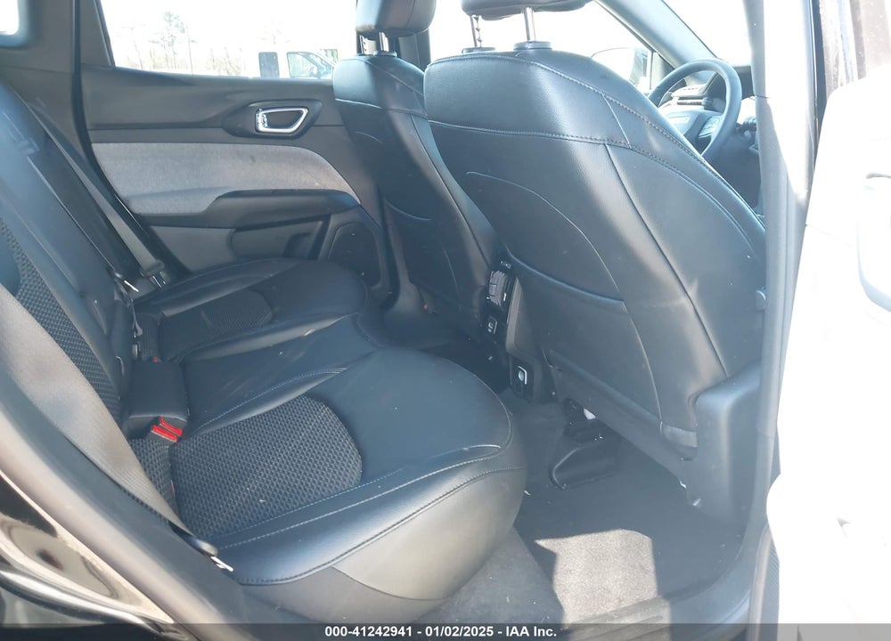 2024 JEEP COMPASS LATITUDE 4X4 VIN: 3C4NJDBNXRT119595