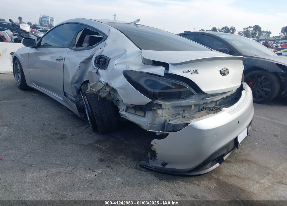 2011 HYUNDAI GENESIS 3.8 GRAND TOURING VIN: KMHHU6KH4BU047259