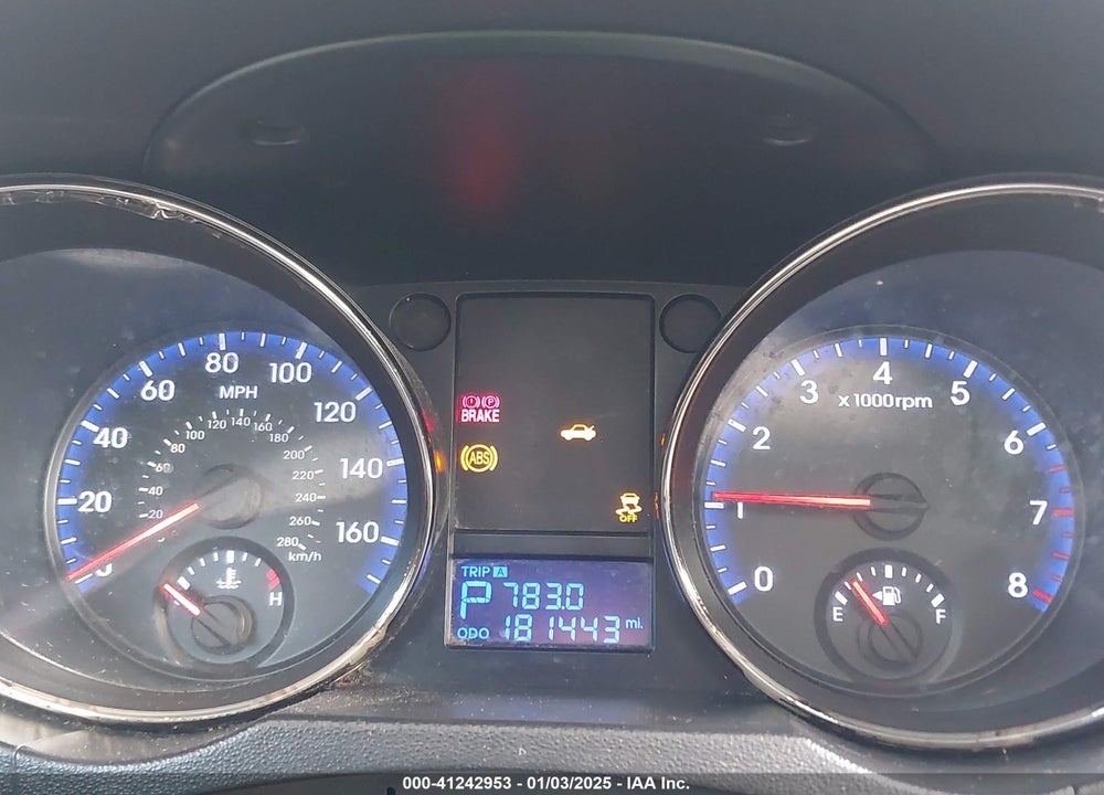 2011 HYUNDAI GENESIS 3.8 GRAND TOURING VIN: KMHHU6KH4BU047259