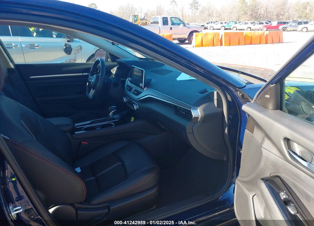 2024 NISSAN ALTIMA SR FWD VIN: 1N4BL4CV7RN362542