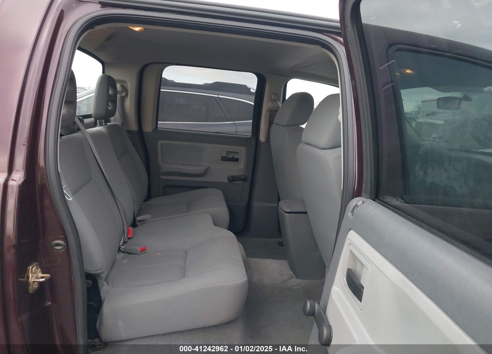 2005 DODGE DAKOTA ST VIN: 1D7HE28K25S277496