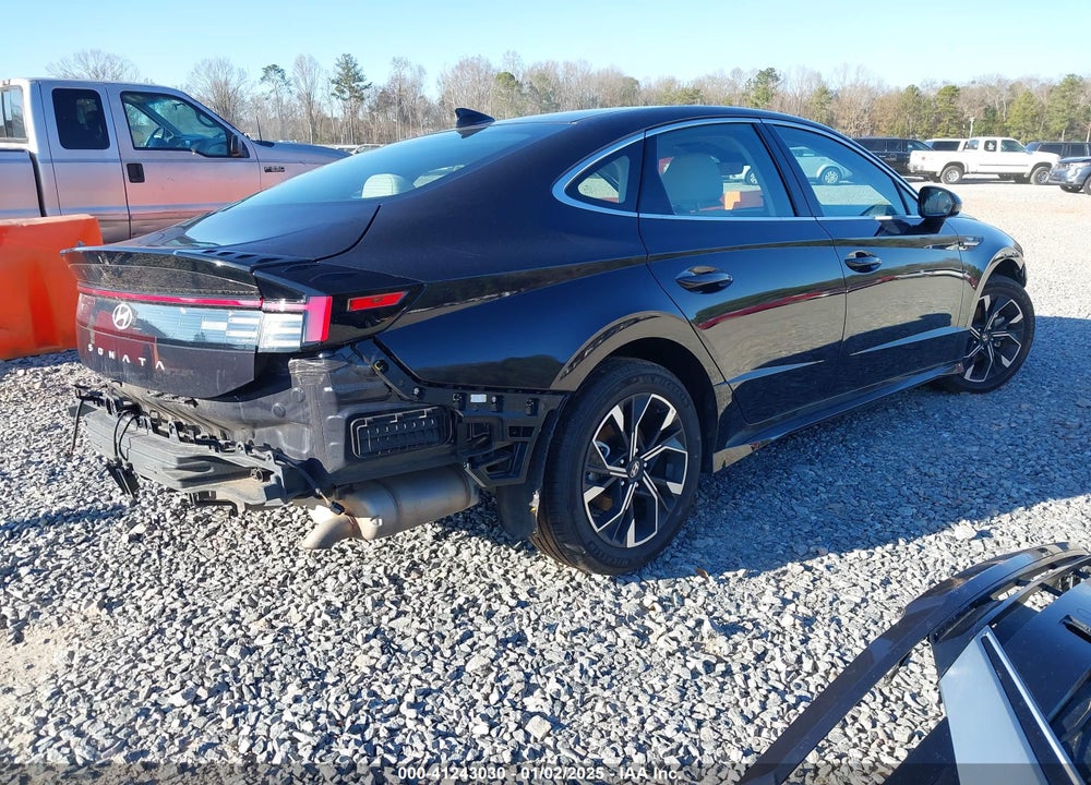 2024 HYUNDAI SONATA SEL VIN: KMHL64JA0RA380986