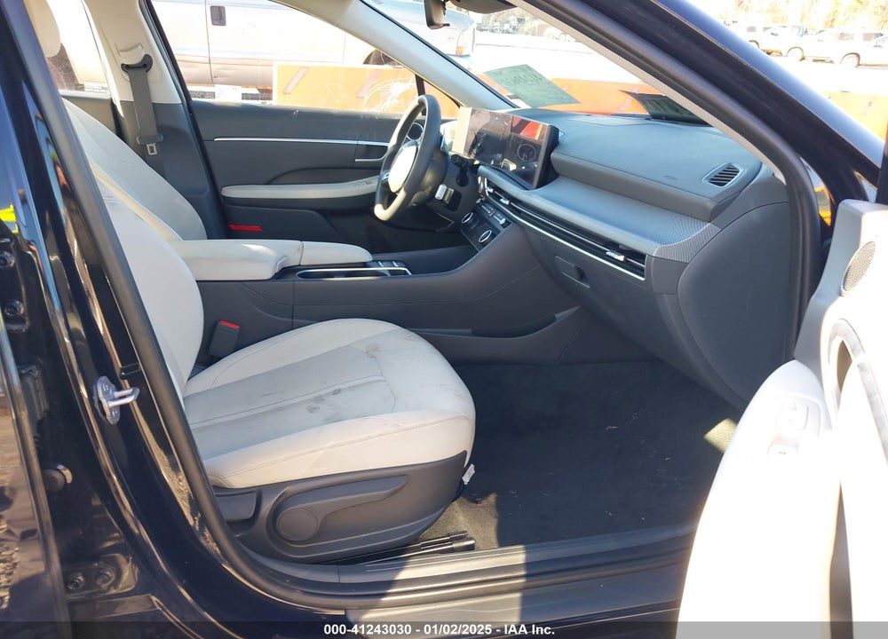 2024 HYUNDAI SONATA SEL VIN: KMHL64JA0RA380986