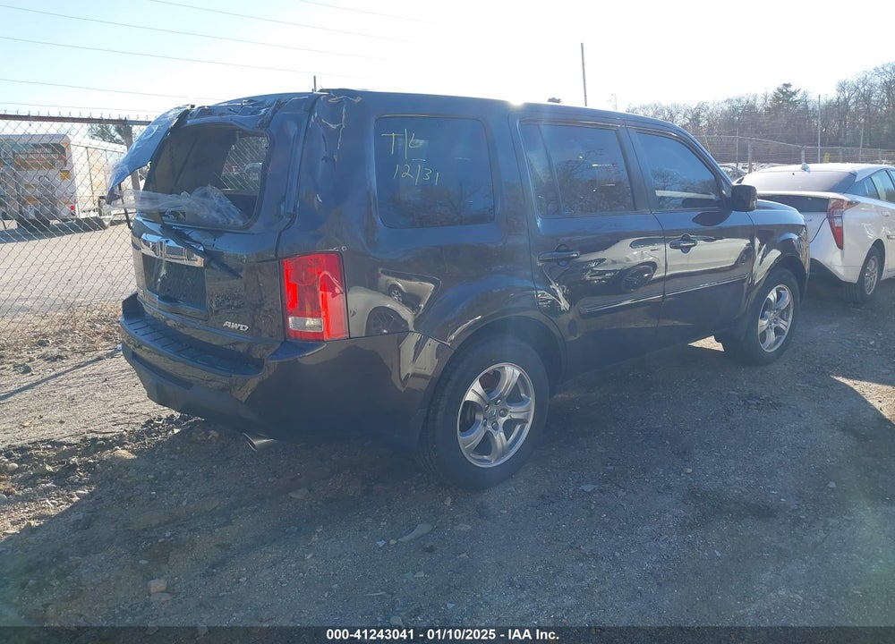 2012 HONDA PILOT VIN: 5FNYF4H54CB031167