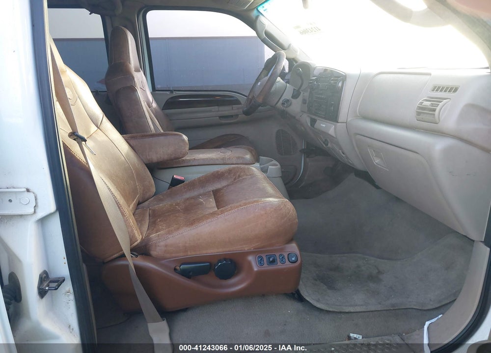 2005 FORD F-250 LARIAT/XL/XLT VIN: 1FTSW21P15EB21368