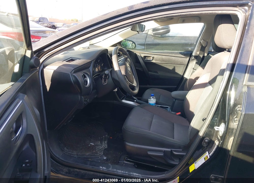2017 TOYOTA COROLLA LE VIN: 2T1BURHE0HC870799