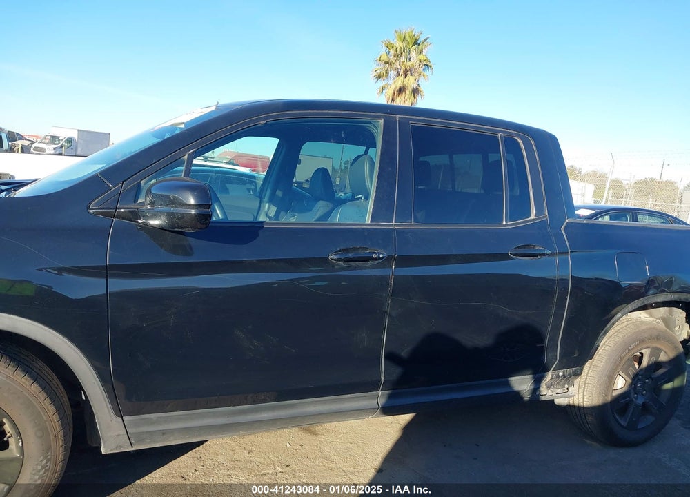 2017 HONDA RIDGELINE BLACK EDITION VIN: 5FPYK3F88HB013546