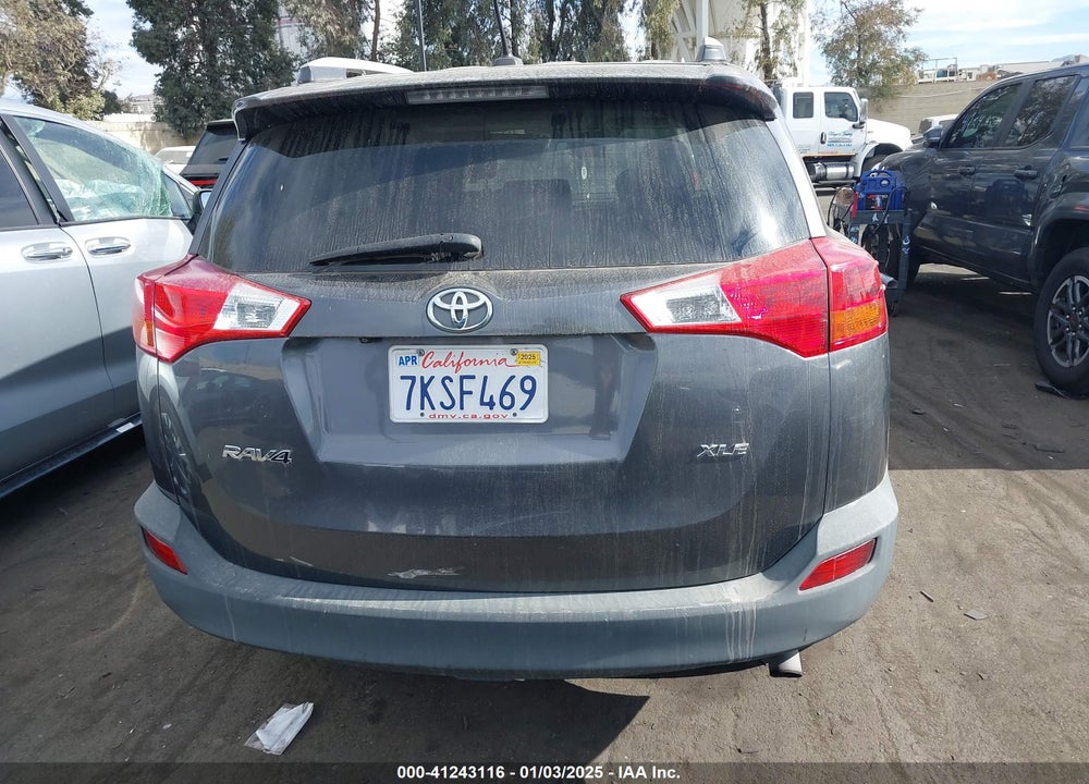 2015 TOYOTA RAV4 XLE VIN: 2T3WFREV4FW183876