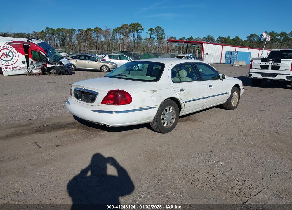 2002 LINCOLN CONTINENTAL VIN: 1LNHM97V02Y646300