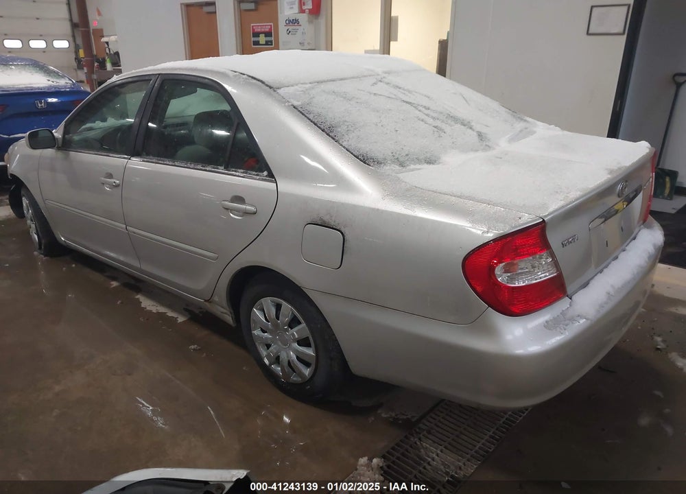 2004 TOYOTA CAMRY LE VIN: 4T1BE32K54U926818