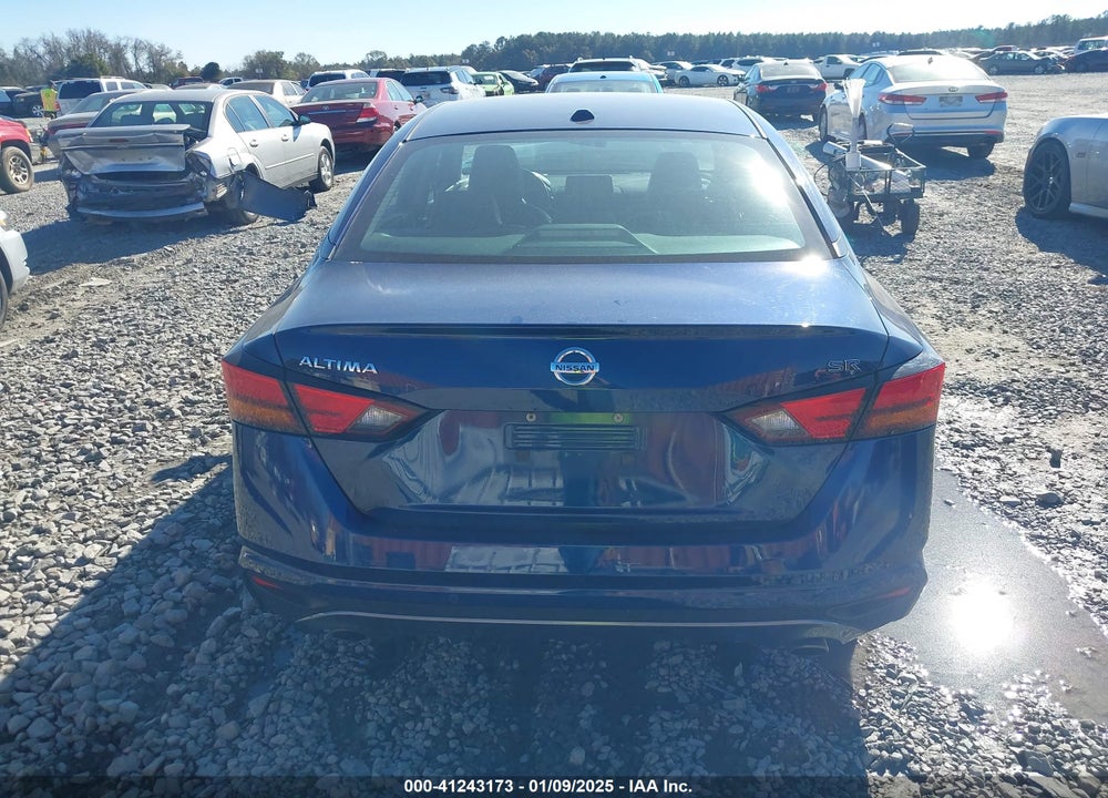 2022 NISSAN ALTIMA SR FWD VIN: 1N4BL4CV4NN385092