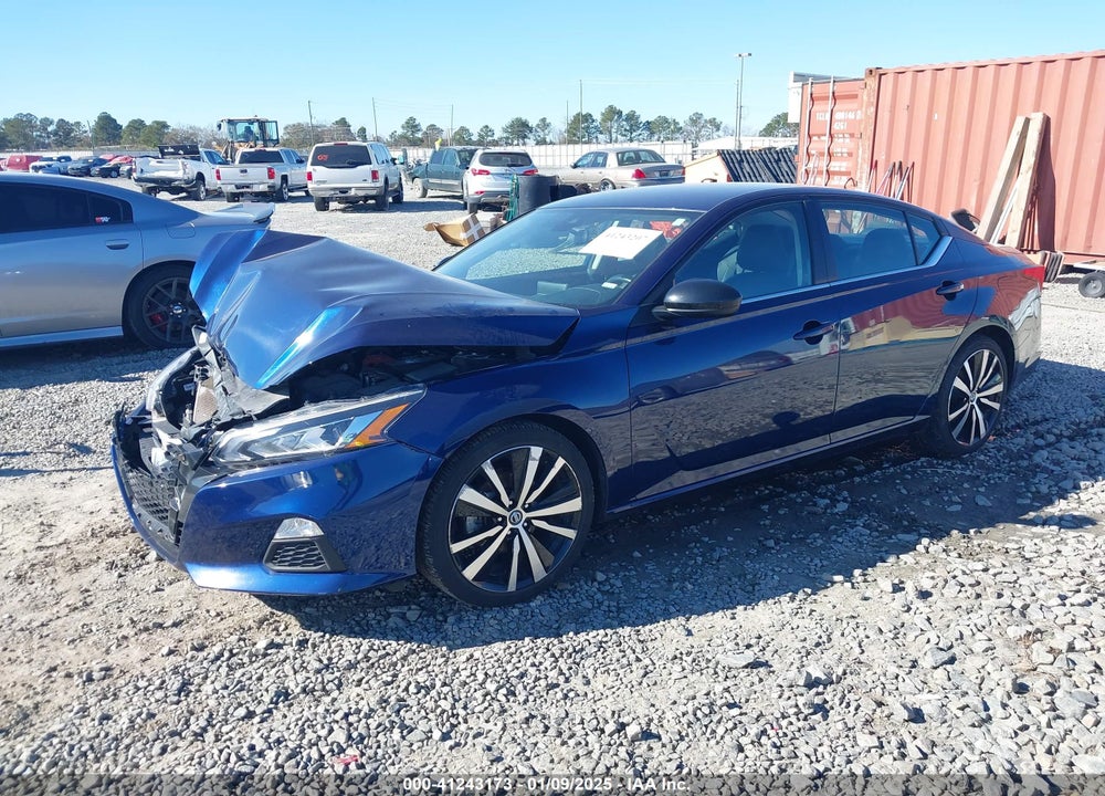 2022 NISSAN ALTIMA SR FWD VIN: 1N4BL4CV4NN385092