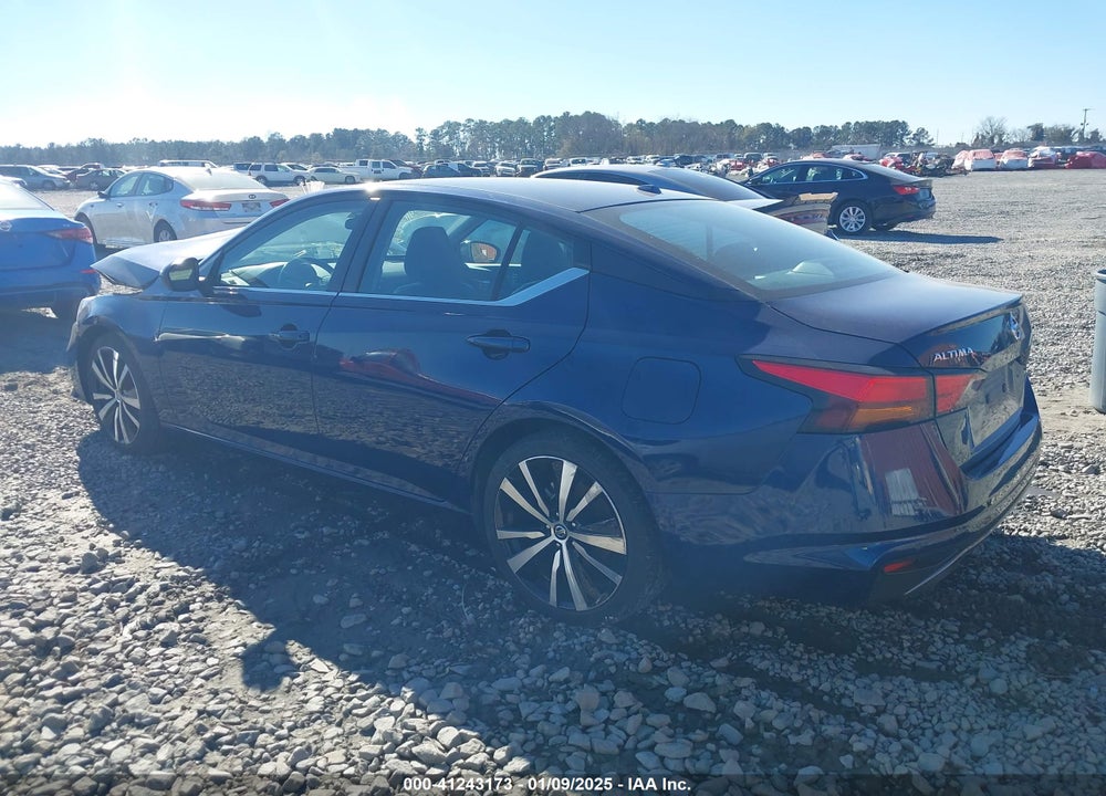 2022 NISSAN ALTIMA SR FWD VIN: 1N4BL4CV4NN385092