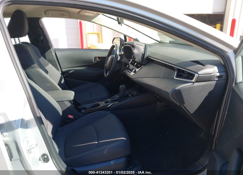 2022 TOYOTA COROLLA LE VIN: 5YFEPMAE7NP330055