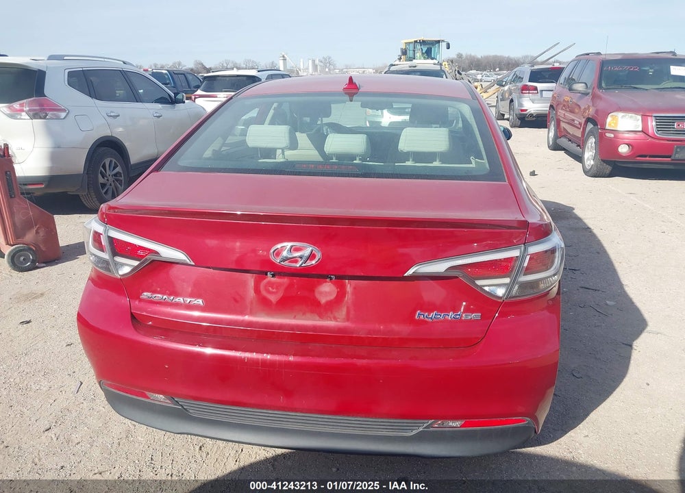 2016 HYUNDAI SONATA HYBRID VIN: KMHE24L14GA016729