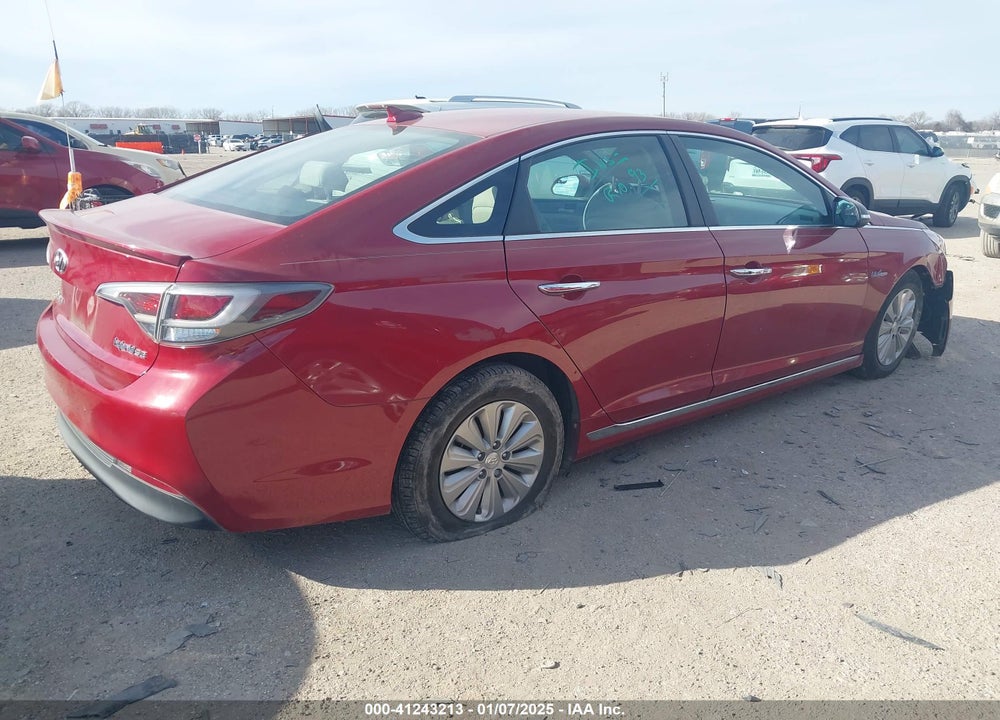 2016 HYUNDAI SONATA HYBRID VIN: KMHE24L14GA016729