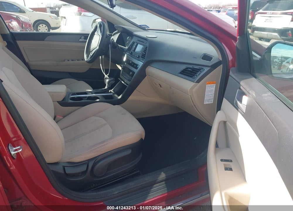 2016 HYUNDAI SONATA HYBRID VIN: KMHE24L14GA016729