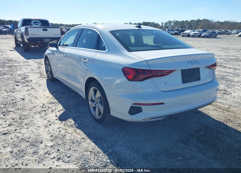 2024 AUDI A3 PREMIUM 40 TFSI FRONT-WHEEL DRIVE S TRONIC VIN: WAUAUDGY7RA079599