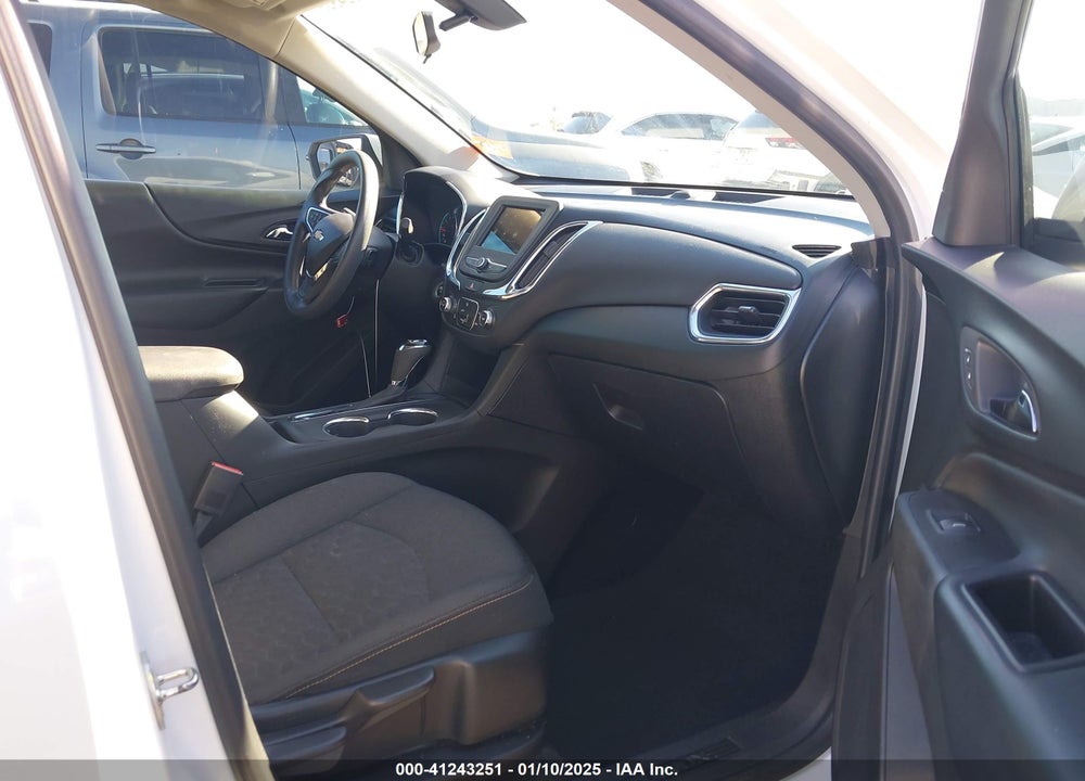 2019 CHEVROLET EQUINOX LT VIN: 2GNAXKEV8K6142243