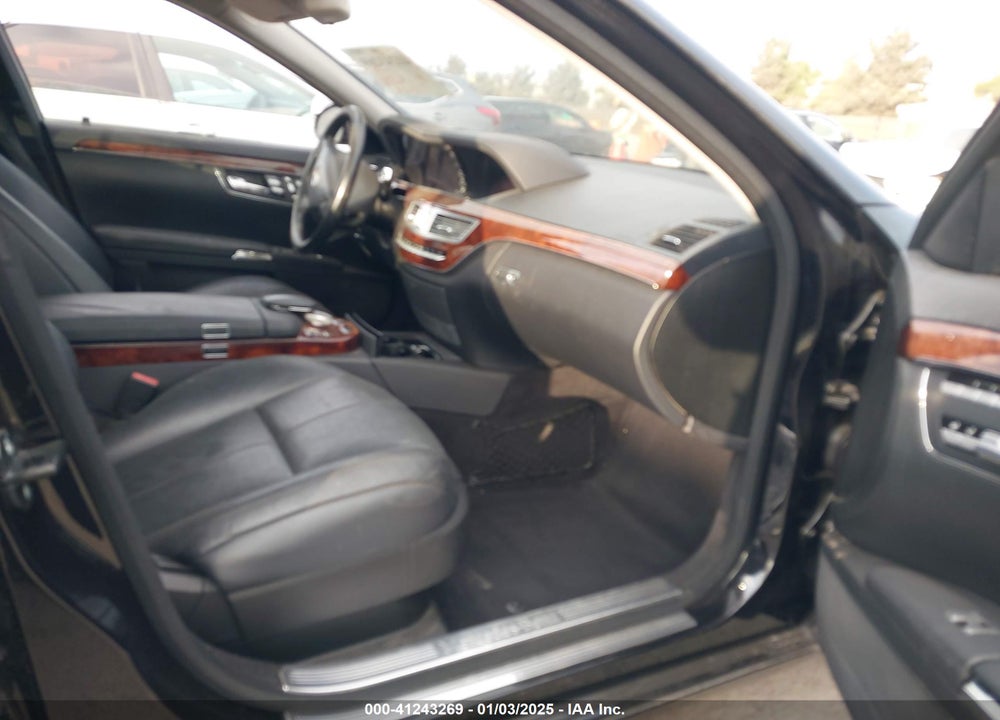 2007 MERCEDES-BENZ S CLASS VIN: WDDNG71X07A123832
