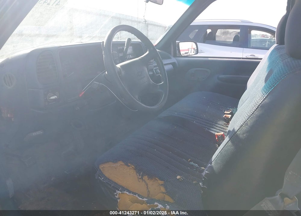 1996 CHEVROLET GMT-400 C1500 VIN: 1GCEC14W3TZ208164