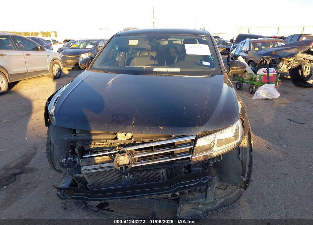 2019 VOLKSWAGEN TIGUAN VIN: 3VV3B7AX9KM032524