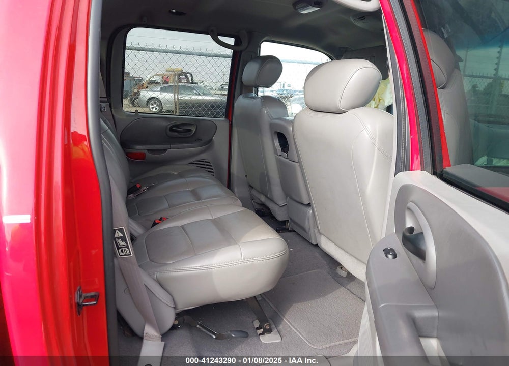 2002 FORD F-150 LARIAT/XLT VIN: 1FTRW07L82KE35460